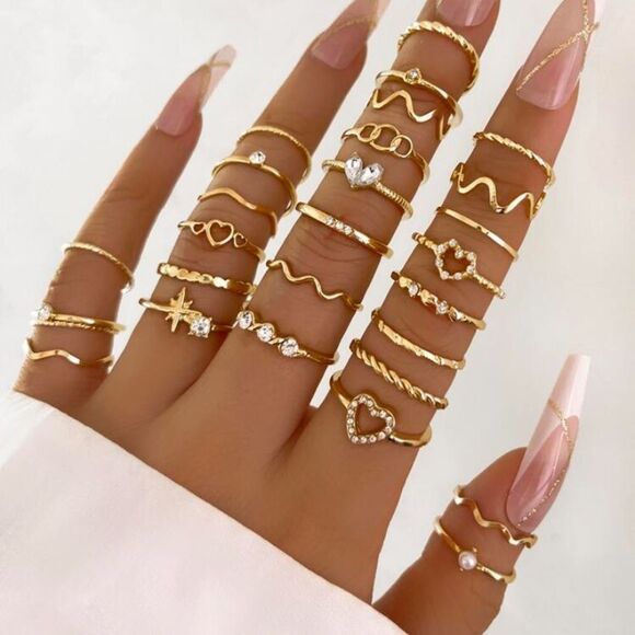 3for$20 HUGE DEAL 28pcs/set Fashionable Ring Set ONE SIZE - Picture 1 of 4